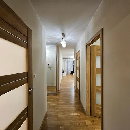 3-pok Klimasa 37a Komfort Balkon Garaz Apartamento *