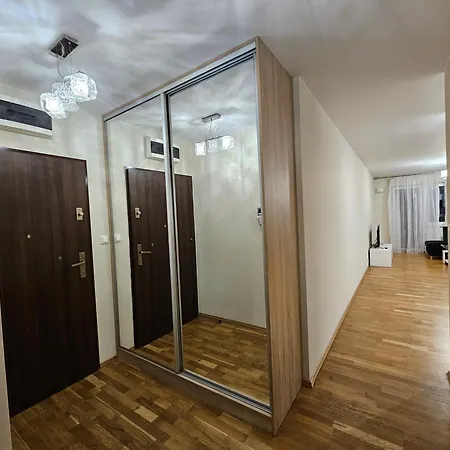 Apartamento 3-pok Klimasa 37a Komfort Balkon Garaz